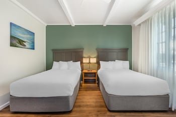 Standard Room, 2 Double Beds, Non Smoking, Kitchen