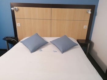 Standard Room, Multiple Beds