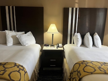 Standard Room, 2 Double Beds, Non Smoking