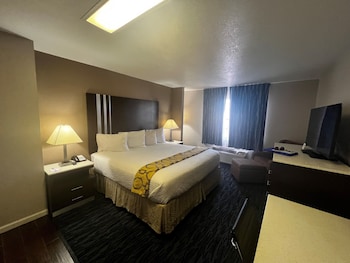 Comfort Suite, 1 King Bed, Non Smoking, Hot Tub