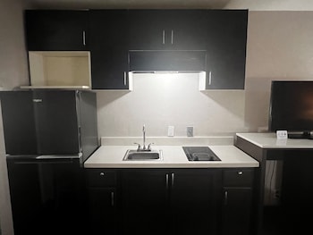 Deluxe Studio Suite, 1 Double Bed, Non Smoking