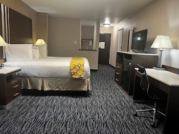 Standard Room, 1 King Bed, Non Smoking