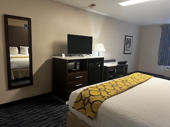 Standard Room, 1 King Bed, Non Smoking