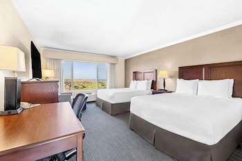 Standard Room, 2 Queen Beds, Accessible, Refrigerator