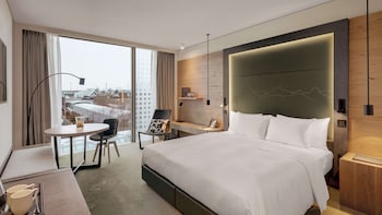 Executive Room, 1 King Bed, Non Smoking