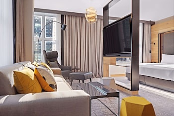 Junior Suite, 1 King Bed