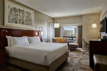 Room, 1 King Bed, Accessible (3x3 Shower)