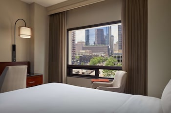 Room, 2 Queen Beds, City View