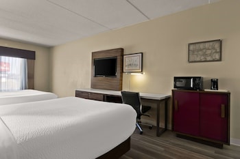 Room, 2 Queen Beds, Accessible, Non Smoking (Mobility)