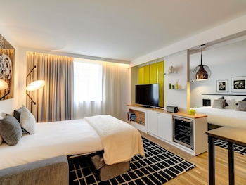Superior Apartment, 1 Double Bed (View of Bercy Arena)