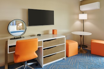 Room, Pool View (Newly Renovated)