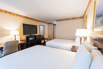 Standard Room, 2 Double Beds