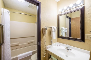 Standard Room, 2 Queen Beds