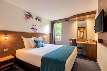 Superior Room, 1 King Bed, Non Smoking, Garden View