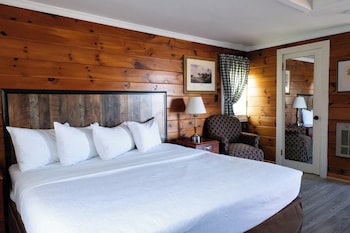 Fireside King Cabin Pet-Friendly
