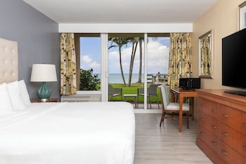 Suite, 1 Bedroom, Oceanfront (King)