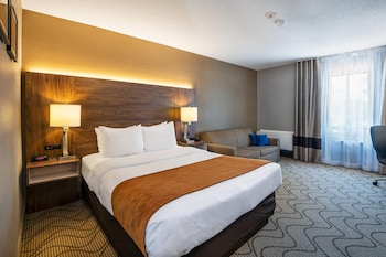 Standard Room, 1 Queen Bed with Sofa bed, Non Smoking/Upper Floor