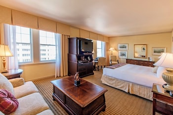 Luxury Room, 1 King Bed, Non Smoking