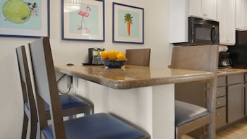 Premium Room, 2 Queen Beds, Kitchen, Beach View (Gulf Front)
