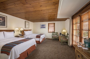 Traditional Room, 2 Queen Beds