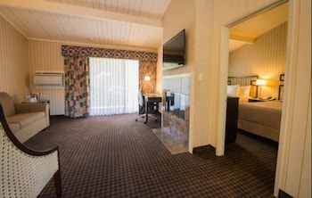 Suite, Multiple Beds