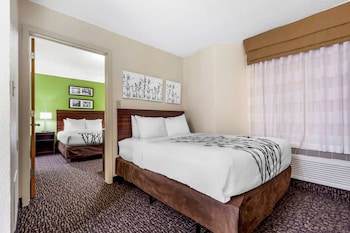 Suite, 2 Queen Beds, Non Smoking