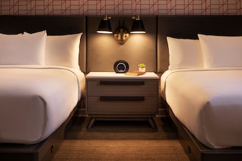 Room, 2 Queen Beds