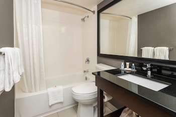 Standard Room, 2 Double Beds, Non Smoking (Upper Floor, Stair Access Only)