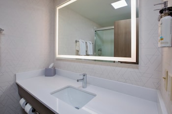 Suite, 1 Bedroom, River View