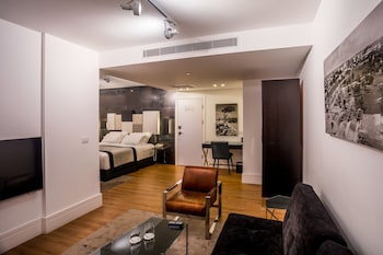 Deluxe Suite, Balcony, Partial Sea View