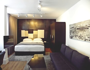 Deluxe Suite