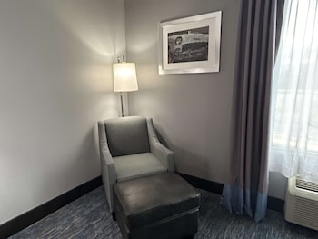 Standard Room, 2 Queen Beds, Non Smoking, Refrigerator & Microwave