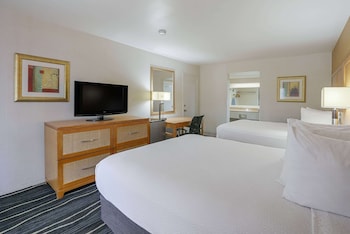 Standard Room (bed type selected at check in)