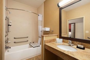 Room, 2 Queen Beds, Accessible, Non Smoking