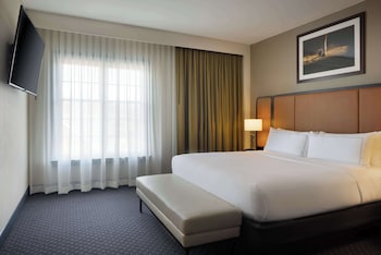 Two Room Honeymoon Suite, 1 King Bed
