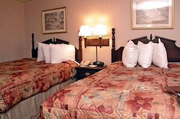 Room, 2 Queen Beds, Non Smoking