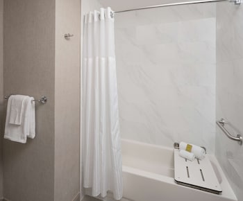 Room, 2 Queen Beds, Accessible