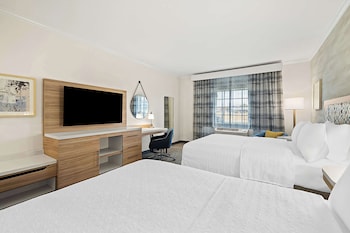 Room, 2 Queen Beds, Accessible, Non Smoking (w/Roll in Shower)
