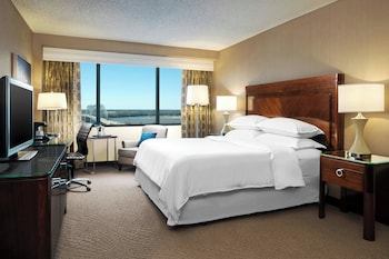 Deluxe Room, 1 King Bed