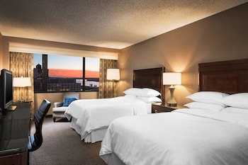 Traditional Room, 2 Double Beds (Mobility/Hearing Accessible, Tub)