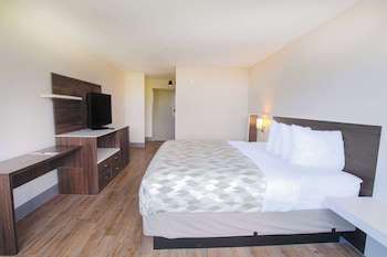 Room, 1 King Bed, Non Smoking