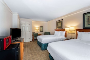 Room, 2 Double Beds, Accessible, Non Smoking (Mobility/Hearing Impaired Accessible)