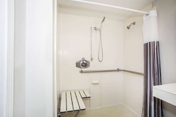 Room, 2 Double Beds, Accessible, Non Smoking (Roll-In Shower)