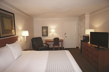 Deluxe Room, 1 King Bed, Non Smoking