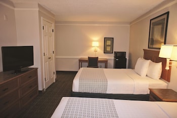 Deluxe Room, 2 Double Beds, Non Smoking