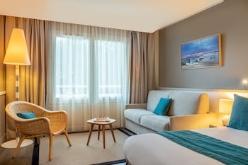 Family Quadruple Room (Twin on request)