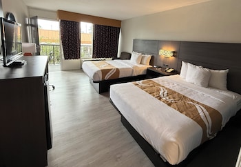 Standard Room, 2 Double Beds, Non Smoking