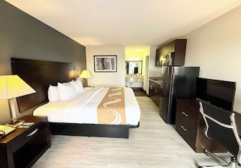 Executive Room, 1 King Bed, Non Smoking