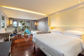 Family Room, 1 King Bed