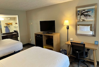 Standard Room, 1 King Bed